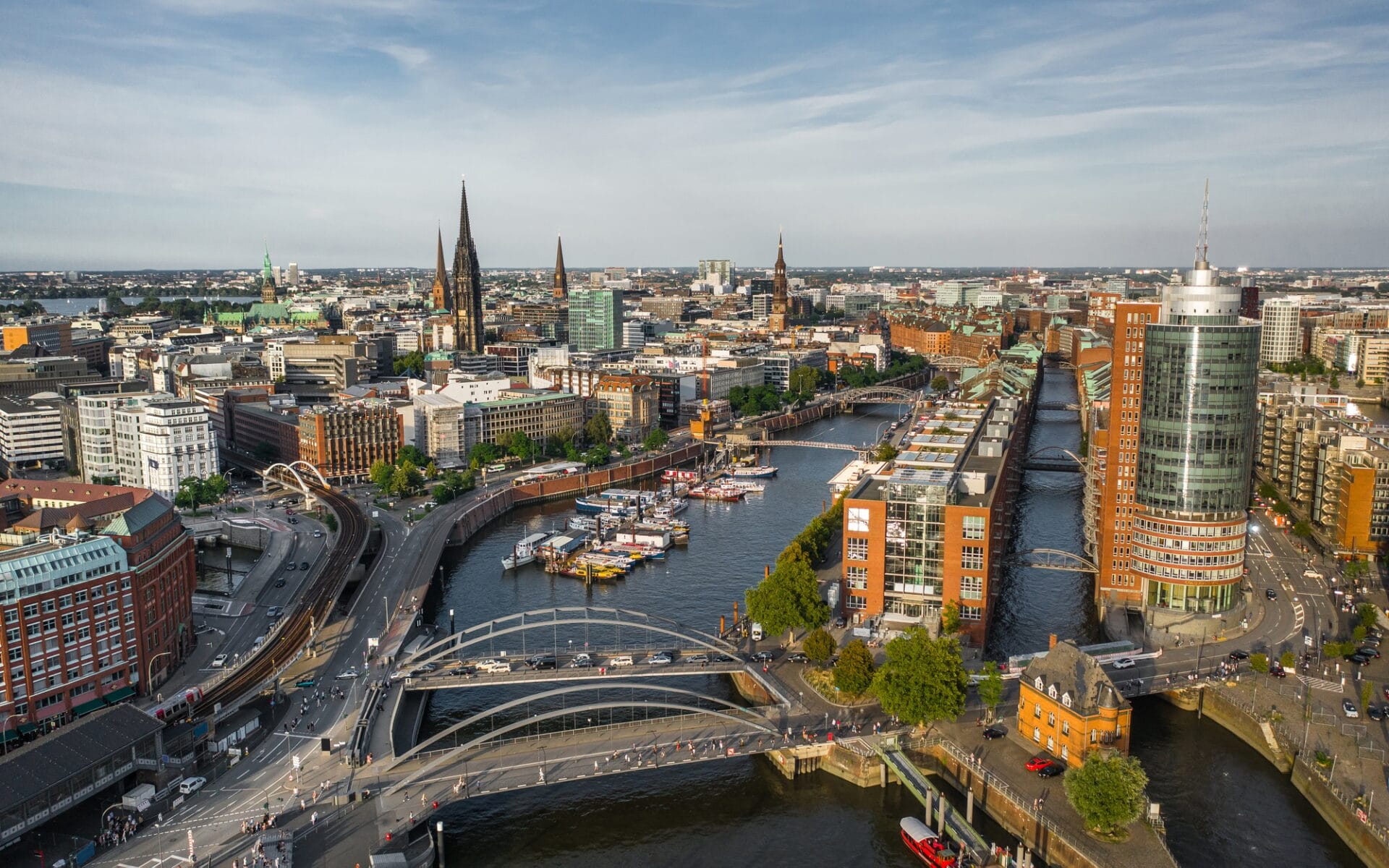 Hamburg city impression for Lana High Class Escort