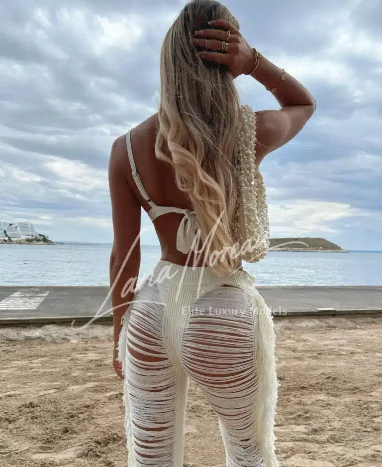 Dubai VIP model by the beach