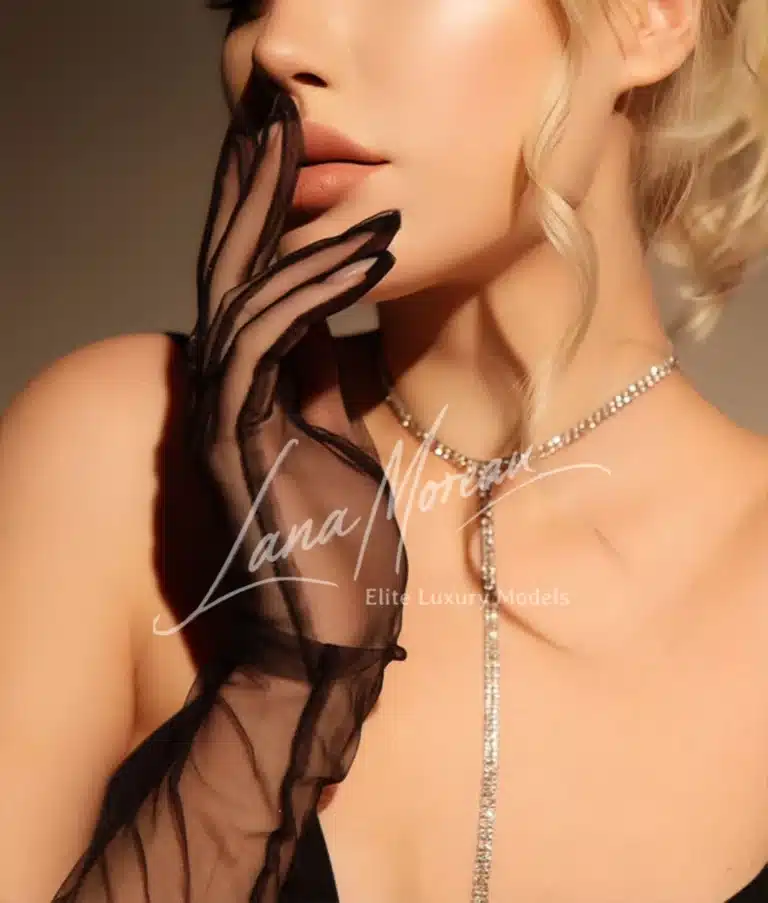 Glamorous escort with diamond necklace
