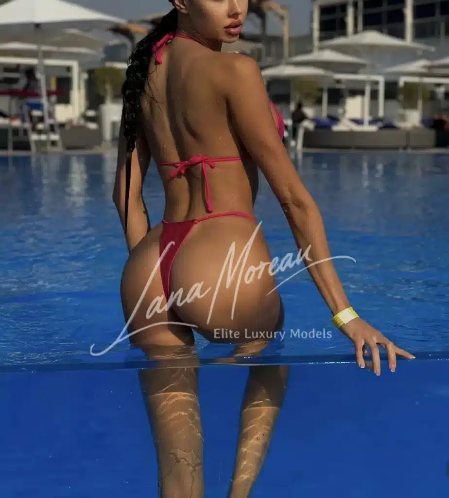 Elite Escort Milana poolside in Dubai