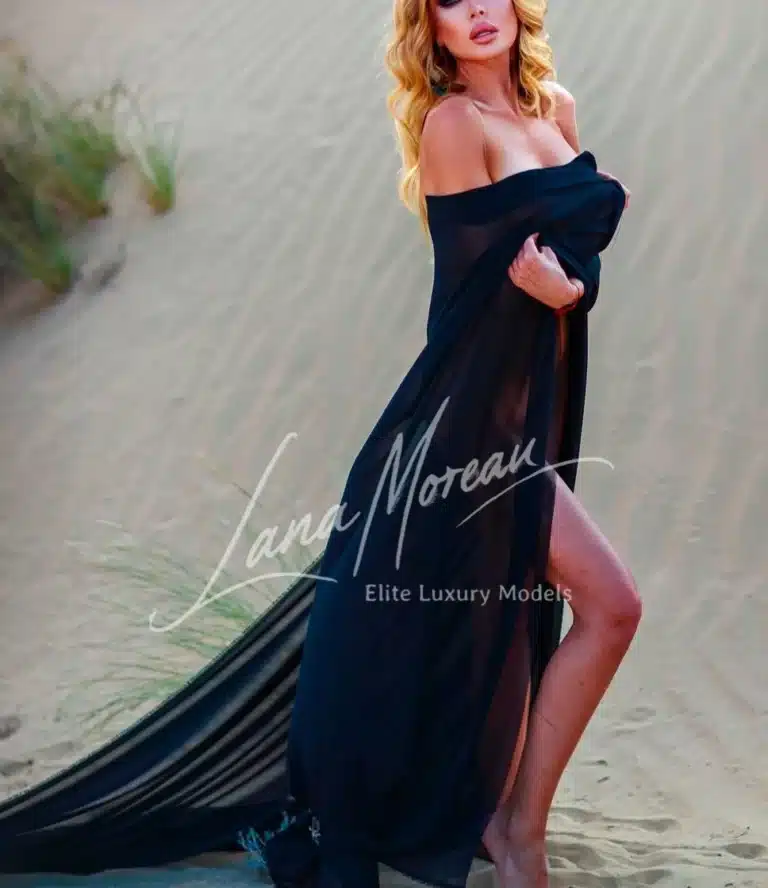 Escort Joanna in long dress