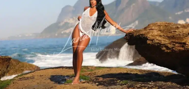Exotic model Indyara white swimsuit