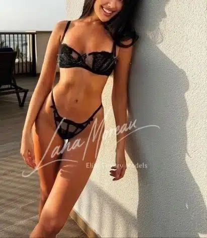 Elite Escort Vienna Black Lingerie